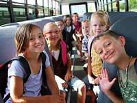 Автобус для школьных экскурсий
